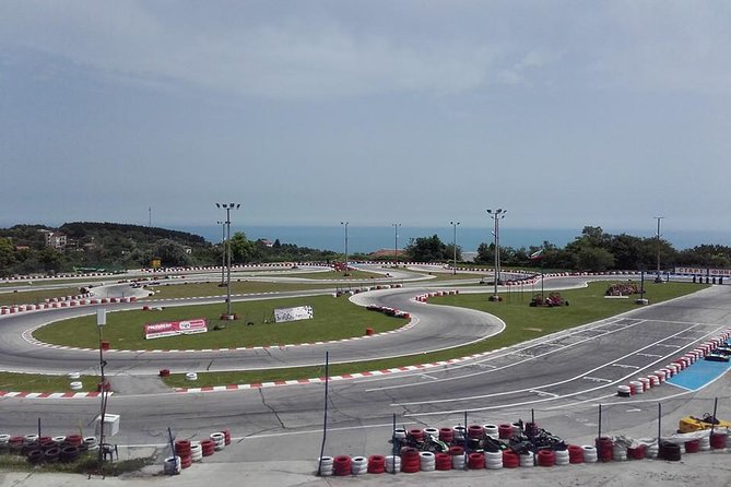 15 Min Of Go Karting - Choosing between the 9 hp, 18 hp, and 28 hp karts