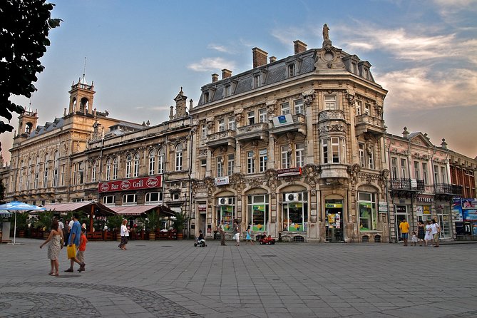 4 Balkan Capitals in 9 Days: Bulgaria, Romania, Serbia and North Macedonia - Day 2: Ruse, the Danube, and first impressions of Bucharest