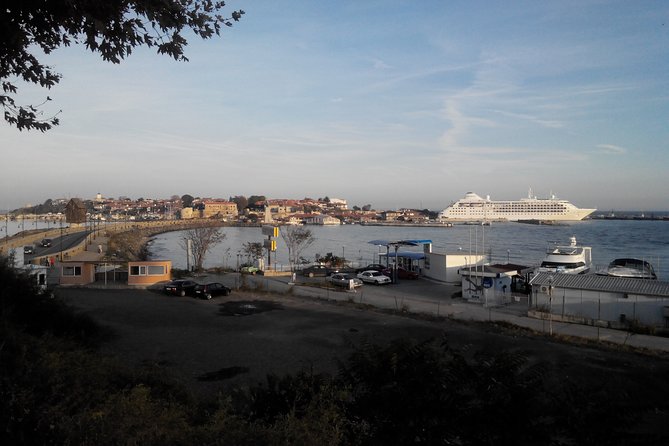4-hour Boat Trip with Fishing, Lunch and Unlimited Drinks in Nessebar - The coastal route: four different views