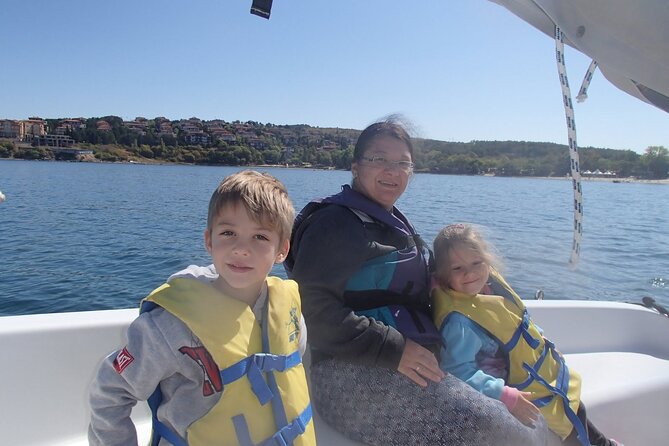 4 Hour Introduction to Sailing Experience near Sozopol - The run toward a nearby island