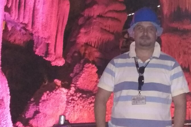 All inclusive Belogradchik fort and Venetsa cave day tour - Venetsa Cave and its four landings