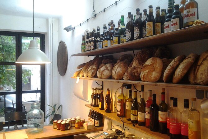 Breakfast & Sights - Who will enjoy this experience most?