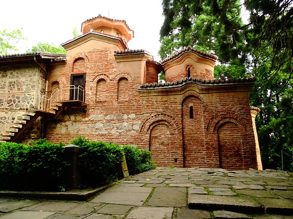 Bulgaria and Macedonia Full-Day Tour from Sofia - Is the walking manageable?