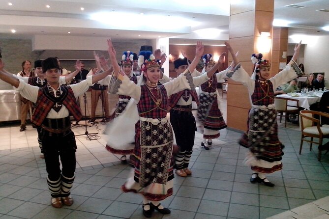 Bulgarian Dinner with Show from Nessebar and Sunny Beach - Bulgarian food served as a full evening meal