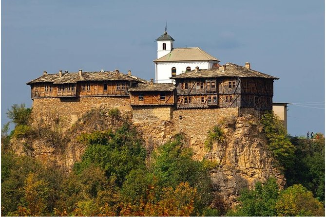 Day Tour: God's eyes cave, Saeva dupka cave & Glozehne monastery - Saeva Dupka’s halls and echoing corridors
