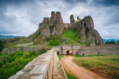 Day tour to the Natural wonders Belogradchik Rocks & Venetsa cave