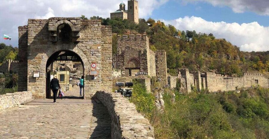 Day Trip to Bulgaria and Veliko Tarnovo from Bucharest - Key points before you book