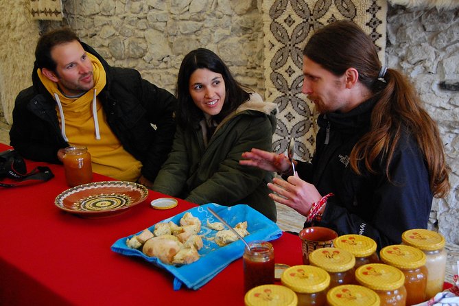 Food Walk: Bulgarian Food and Culture Tour in Plovdiv - Meeting the group at the Monument of the Unification
