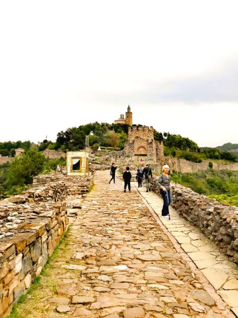 From Bucharest: Day Trip to Medieval Marvels of Bulgaria - Tsarevets Fortress, where medieval power takes the high ground