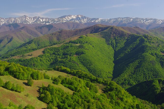 Hike in The Central Balkan National Park - Day 3: A long descent and mountain sports