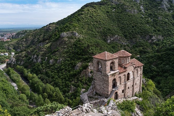 Private Day Trip to Plovdiv and Asen's Fortress - Plovdiv Old Town: Roman ruins and Revival houses