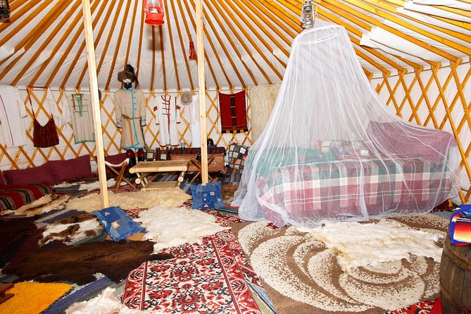 Private ECO Relaxation in a Yurt - What the Dobrogled setting gives you