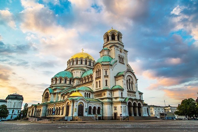 Private Sofia Tour with Unique Local Food & Drinks Experience - Why the small group makes a difference