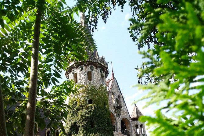 Ravadinovo Castle Unseen - The nearby coast adds flexibility