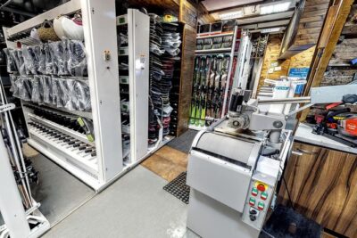 Ski and Snowboard Equipment servicing in Bansko