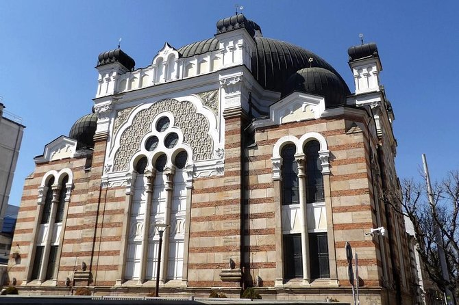 The religion in and around Sofia - A small group makes the seven hours easier