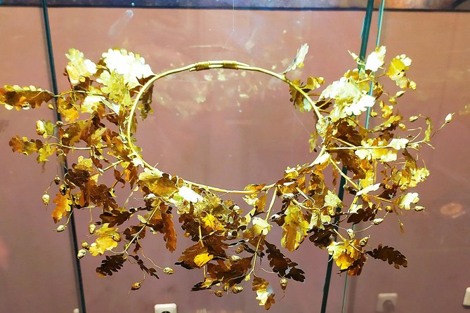 Valley of the Thracian Kings, Hidden Treasures - The guide can make or break the experience