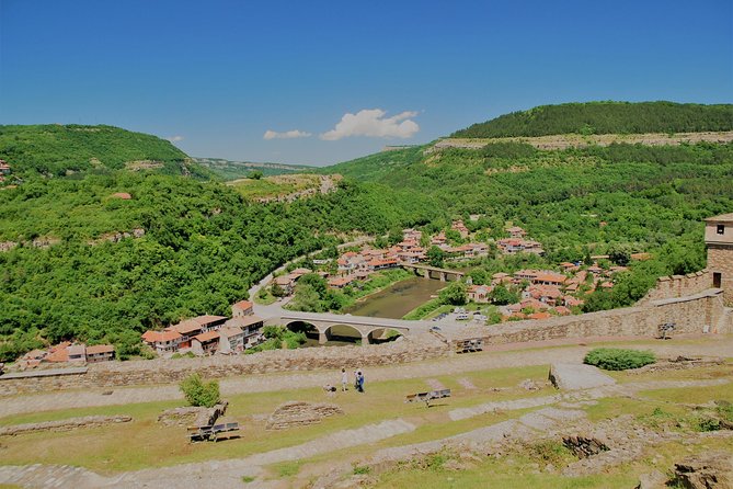 Veliko Tarnovo and Arbanassi Small-Group Day Trip from Sofia - The long ride from Sofia to the old capital