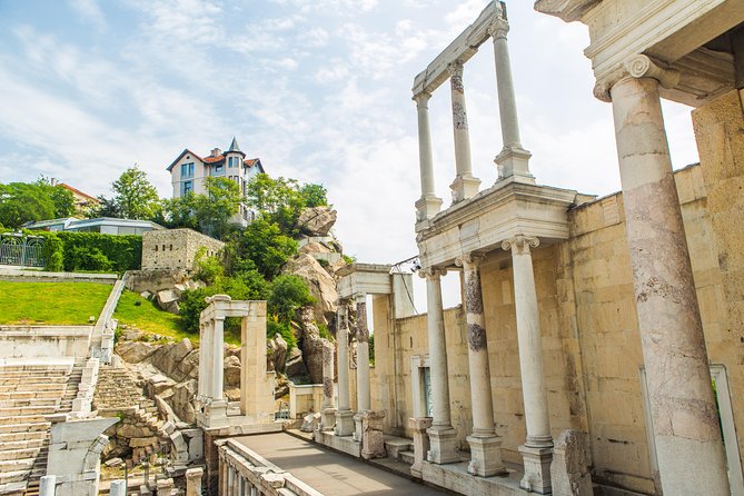 Walking tour of Plovdiv's top attractions - Tsar Simeon Garden starts the city story