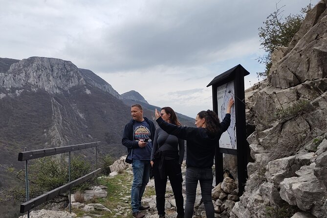 Wine trip with The Jolly Vintners near Sofia - What you taste and what the food adds
